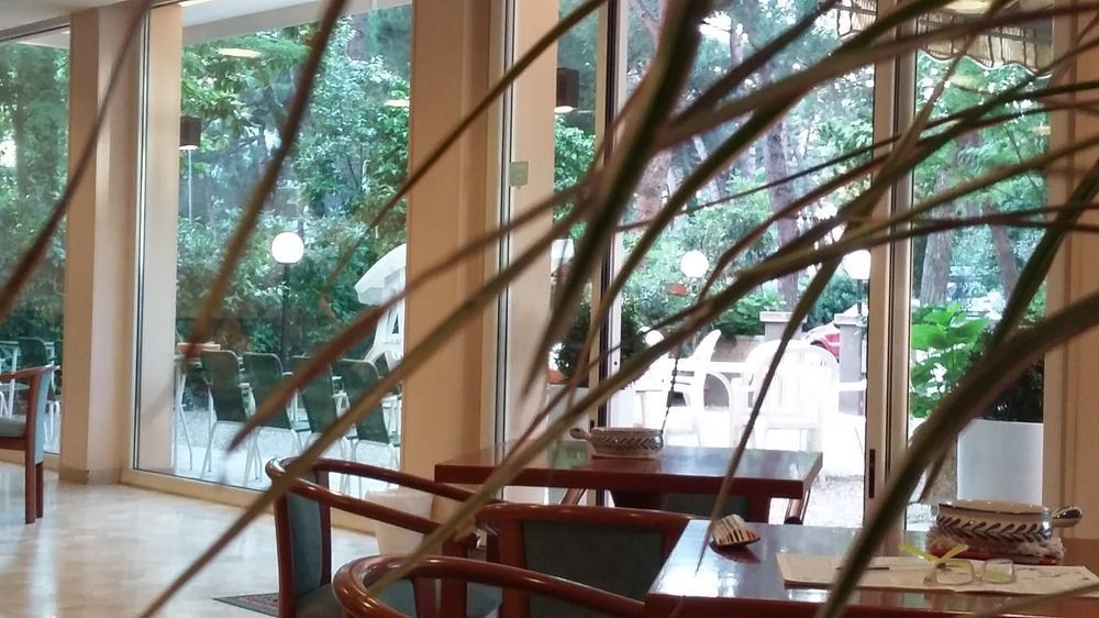Hotel Condor 米兰马瑞提那 外观 照片