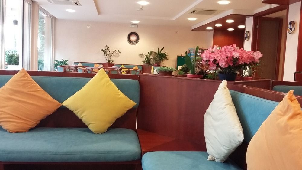 Hotel Condor 米兰马瑞提那 外观 照片