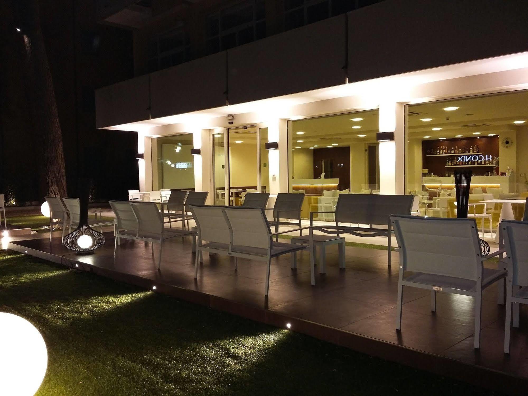 Hotel Condor 米兰马瑞提那 外观 照片